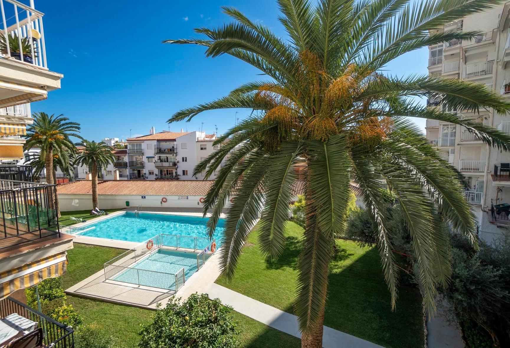 Coronado 136 Menyber Nerja Dış mekan fotoğraf